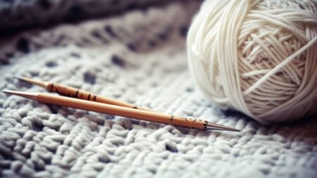 Tricoter pour le bien-être : les bienfaits insoupçonnés du tricot sur la santé mentale